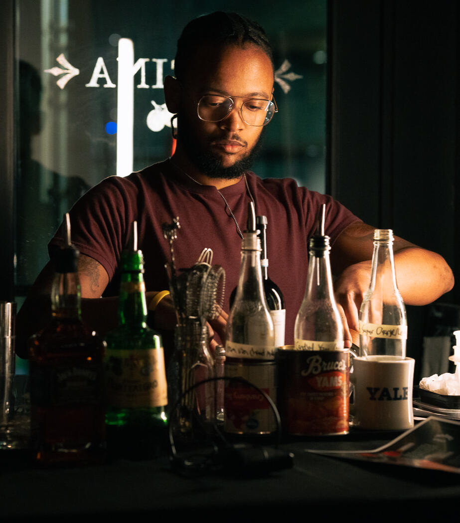 Jack Daniels&#39; Bonded Whiskey Cocktail Competition